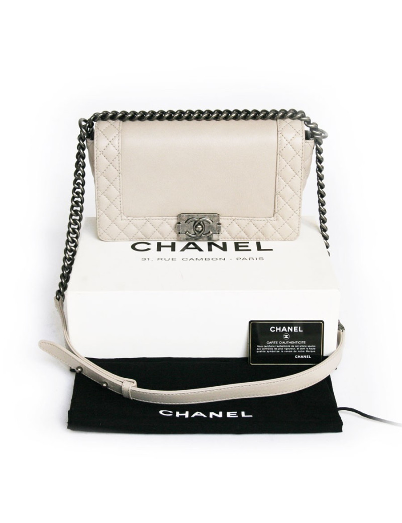 Sac "Boy" CHANEL 