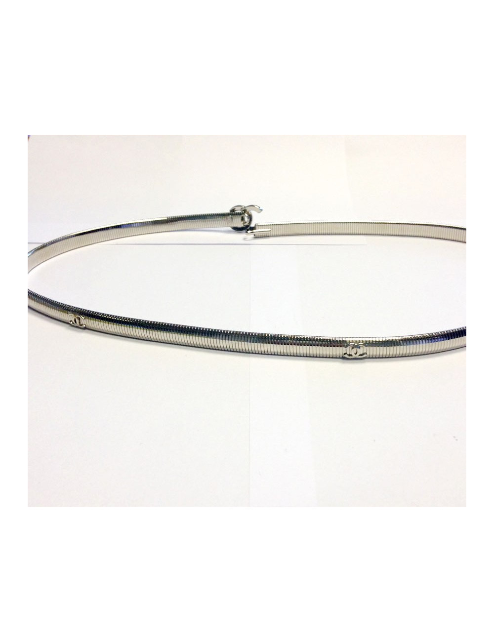 Ceinture CHANEL serpent CC argent