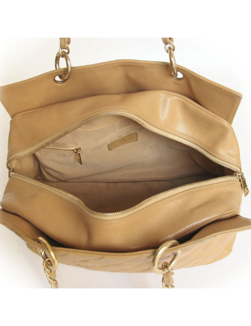 Sac CHANEL en cuir grainé gold