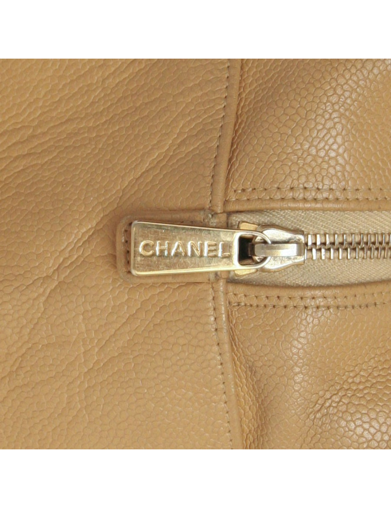 Sac shopping  CHANEL en cuir grainé gold
