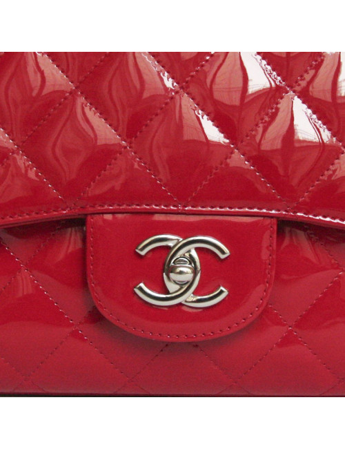 Sac maxi jumbo  CHANEL cuir verni rouge