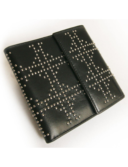 Portefeuille DIOR en cuir noir et clous argentés