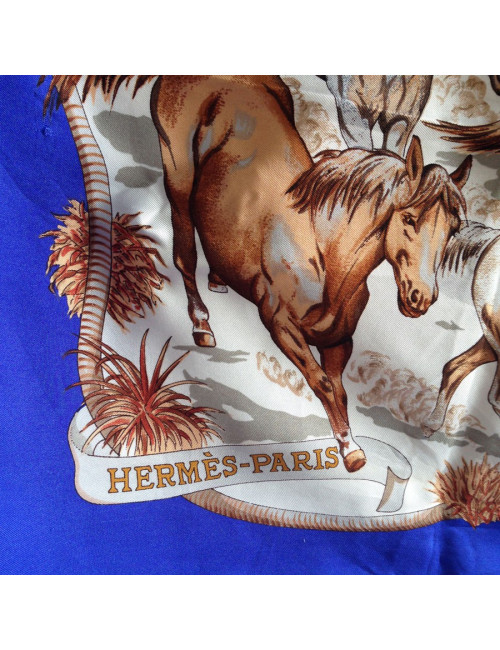 Carré HERMÈS