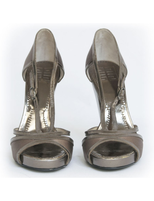 Sandales hautes GIVENCHY t 37 bronze et doré