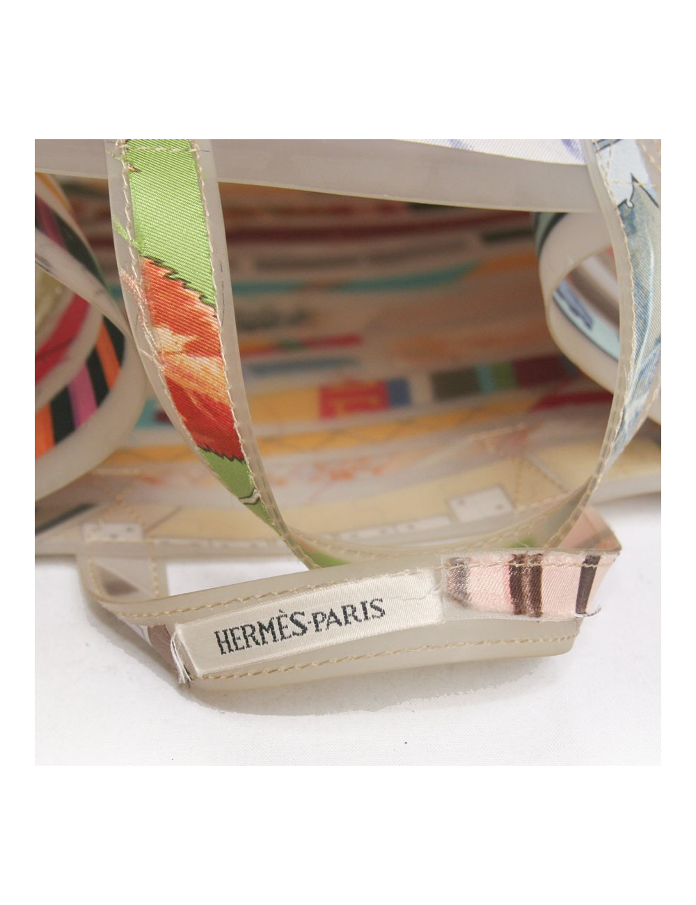 Sac HERMES plastique et rubans foulards