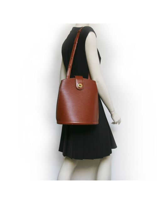 Sac LOUIS VUITTON en cuir épi brique