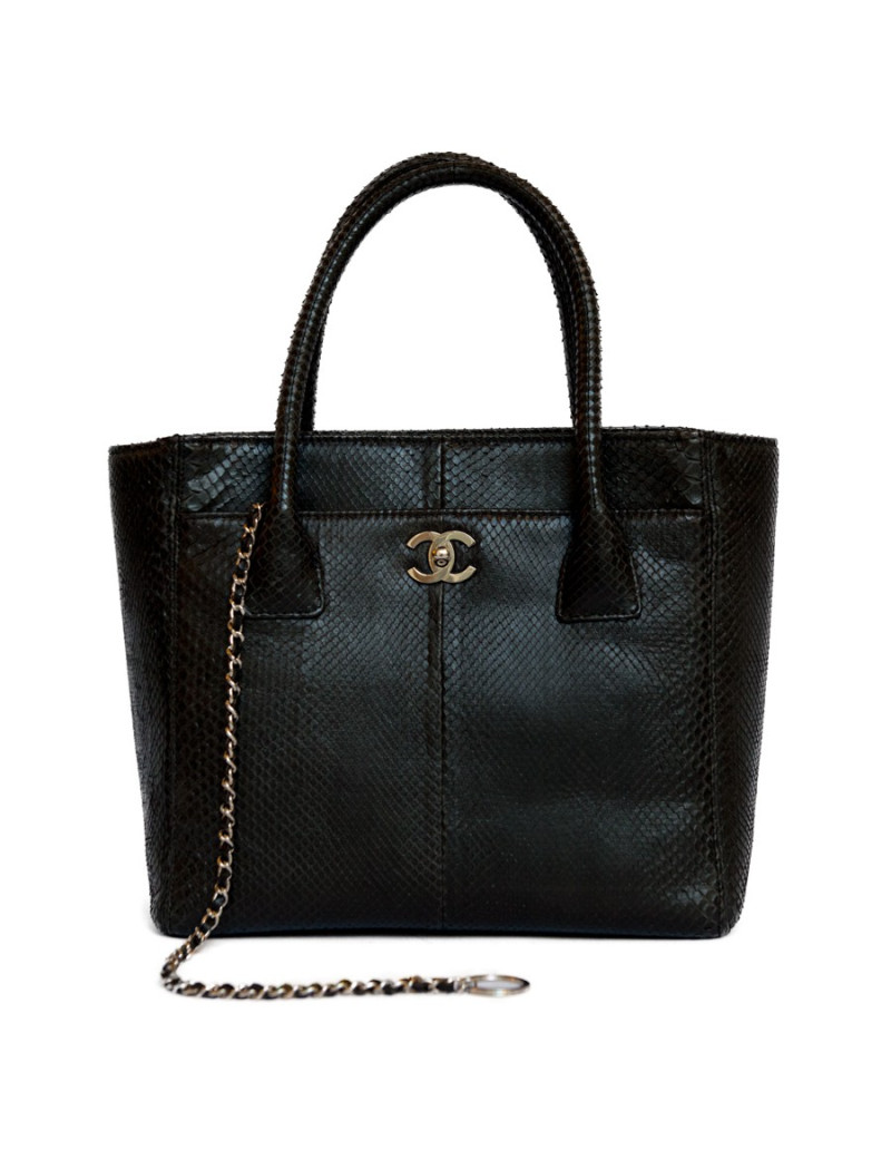 Sac CHANEL en python noir