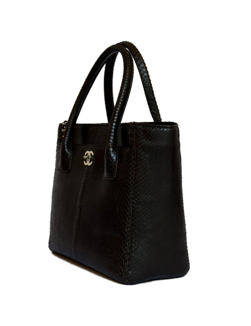 Sac CHANEL en python noir
