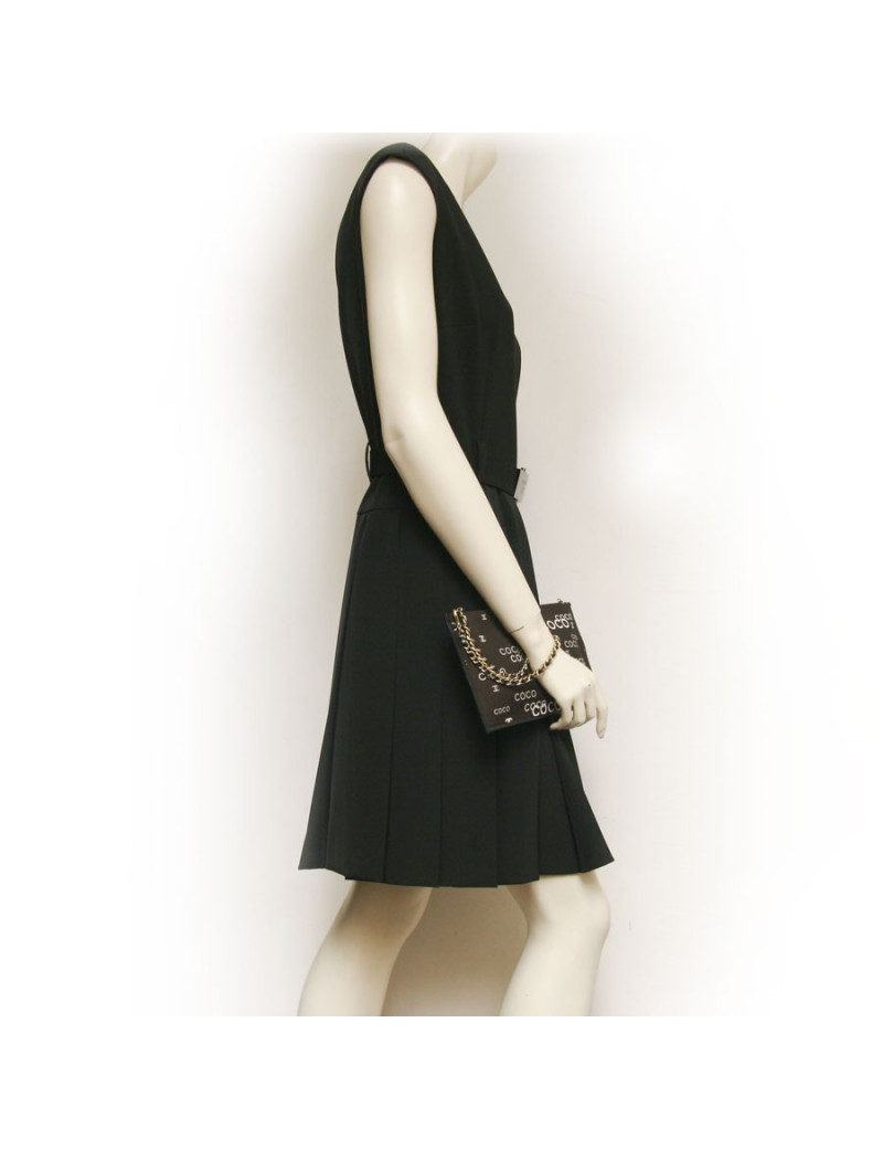 Pochette CHANEL monogram en toile noire