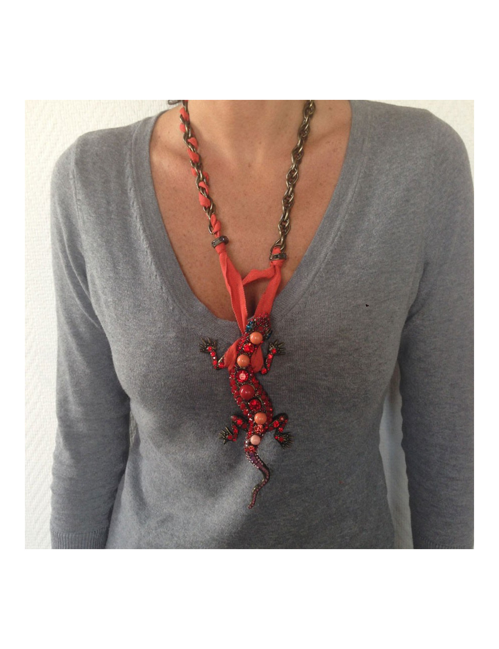 Collier LANVIN Salamandre en strass rouge et chaîne laiton