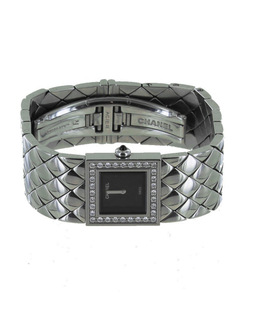 Montre matelassée CHANEL acier et brillants