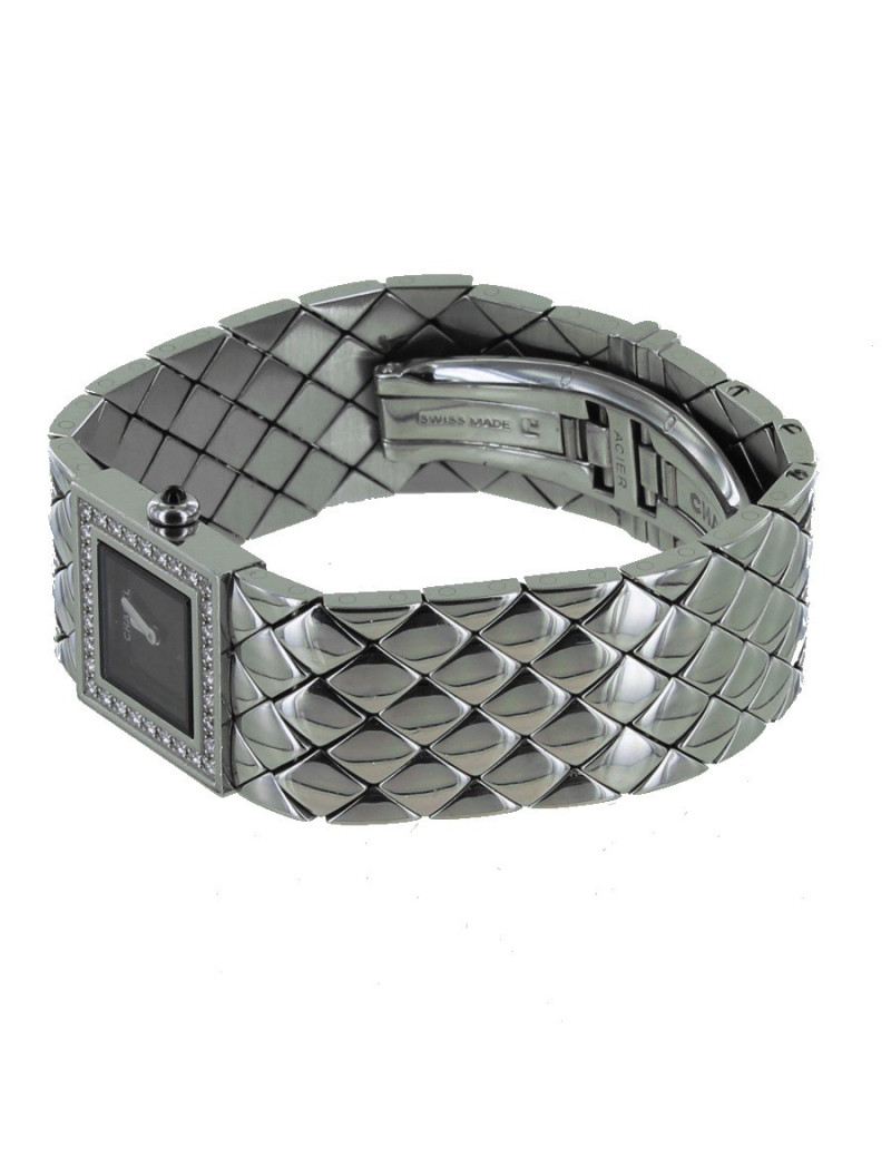 Montre matelassée CHANEL acier et brillants