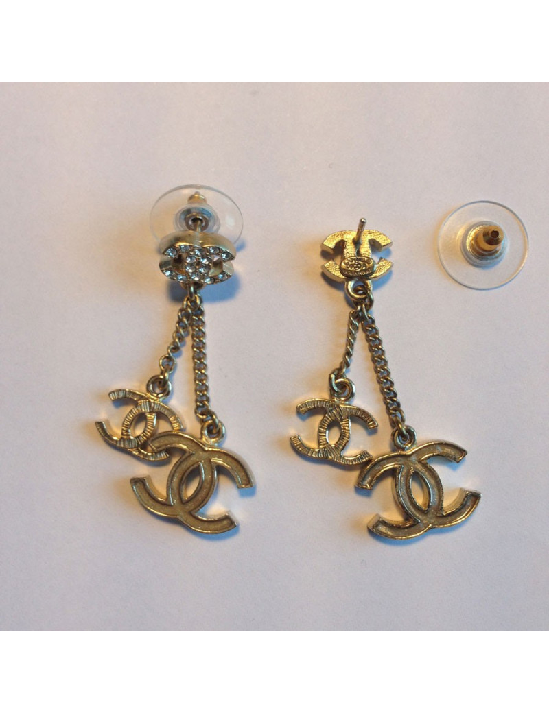Clous d'oreille CHANEL pendantes