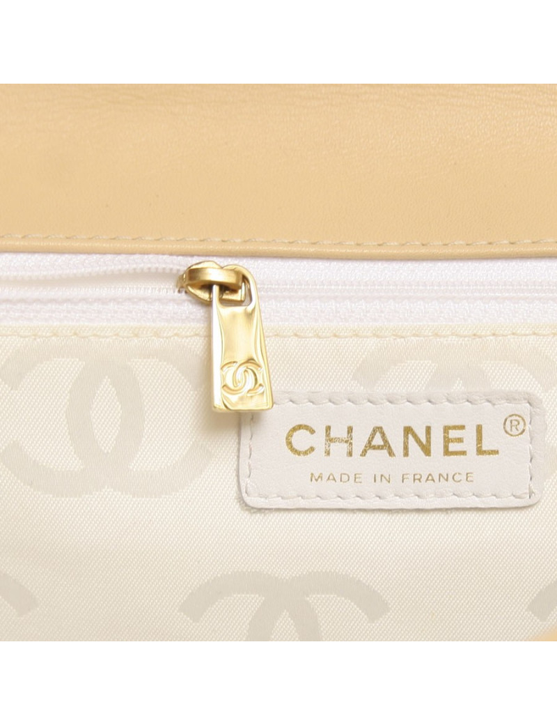 Sac CHANEL matelassé Beige