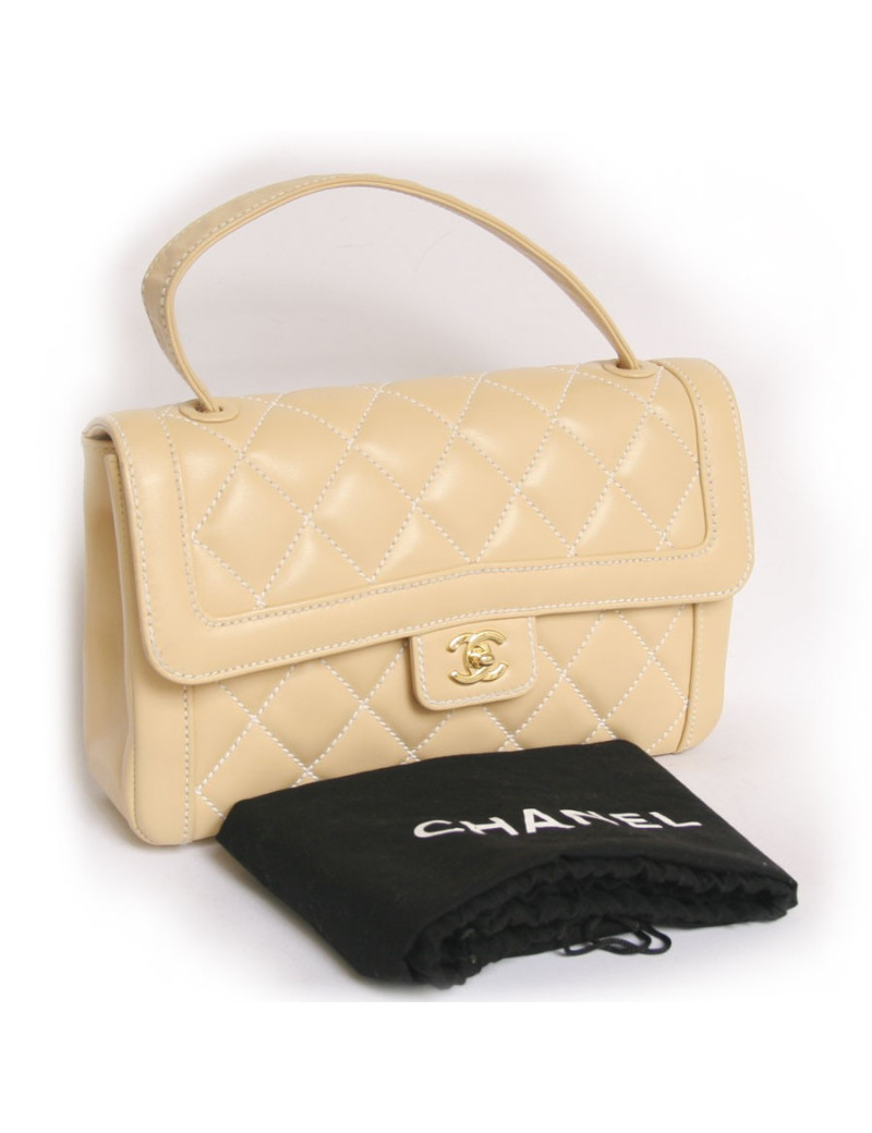 Sac CHANEL matelassé Beige
