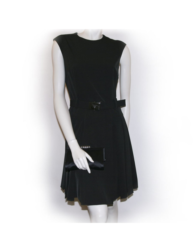 Pochette du soir YVES SAINT LAURENT en satin noir 