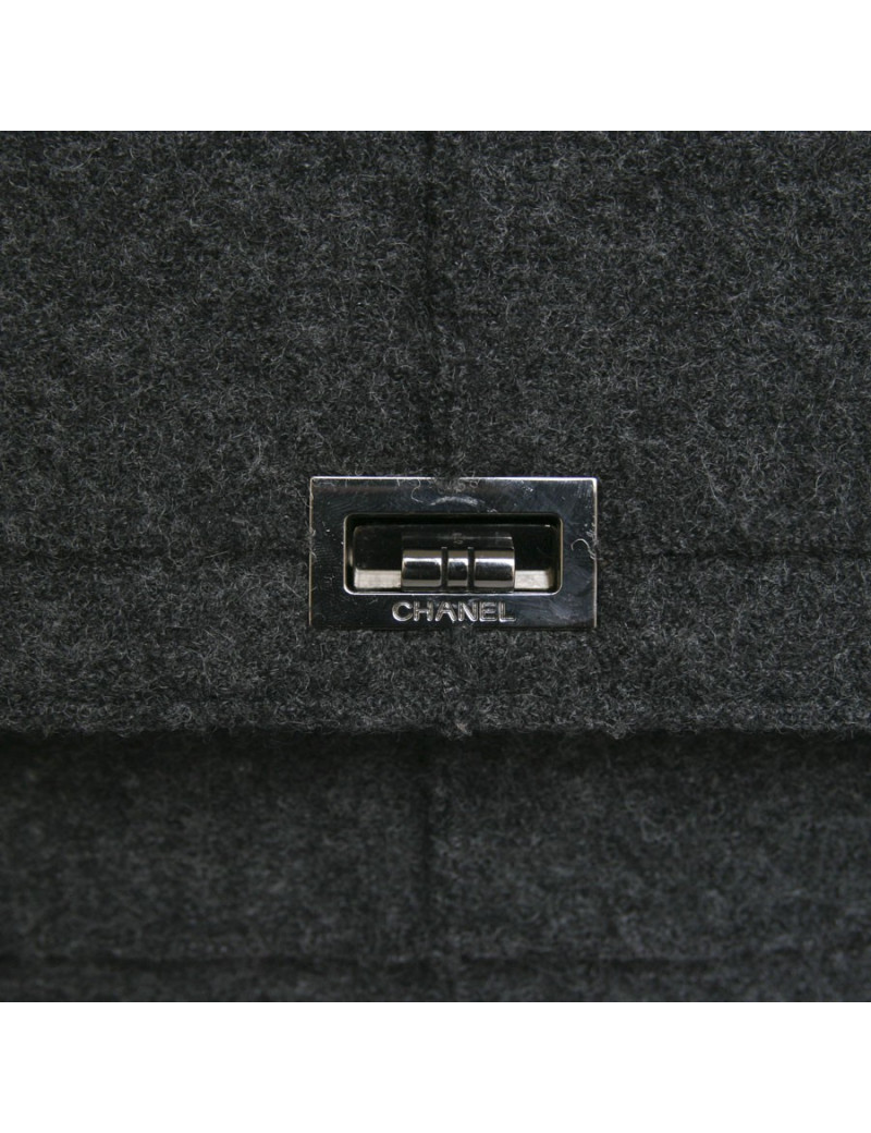 Sac CHANEL  fermoir 2.55 laine bouillie gris