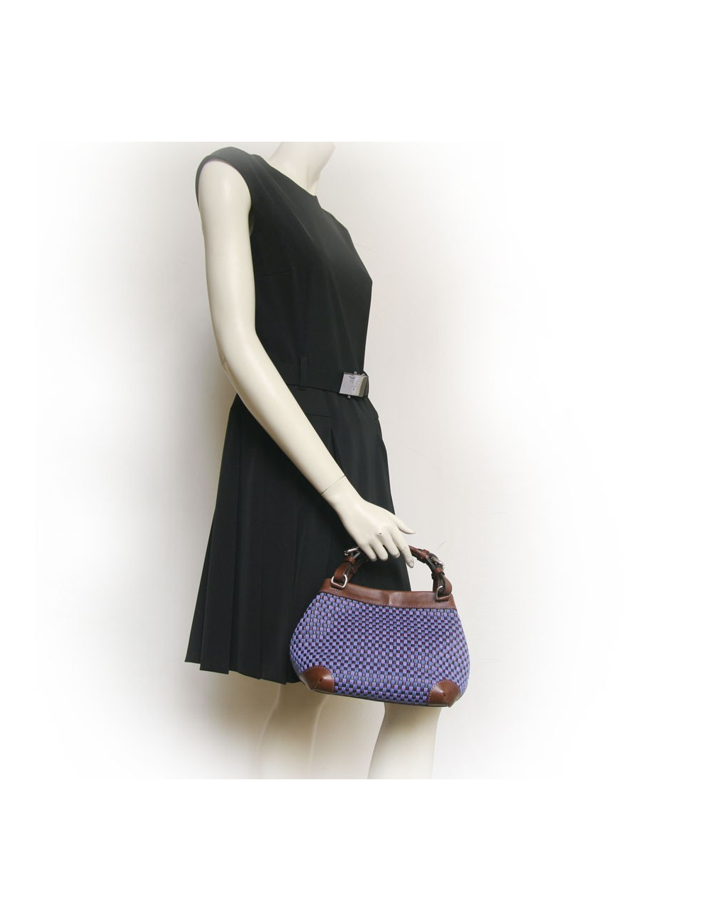 Sac "Cubo" CAROLINE DE MARCHI en raphia tressé violet
