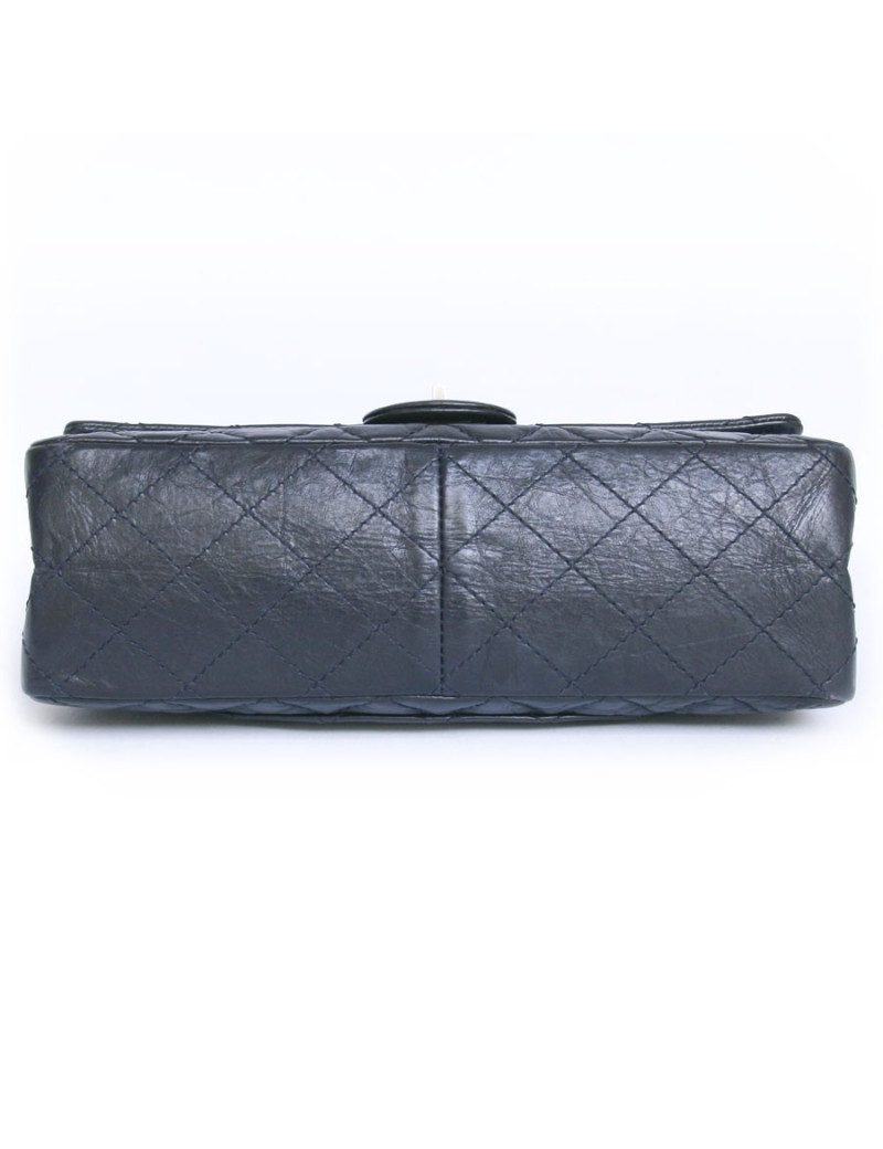 Sac CHANELE timeless bleu marine cuir vieilli