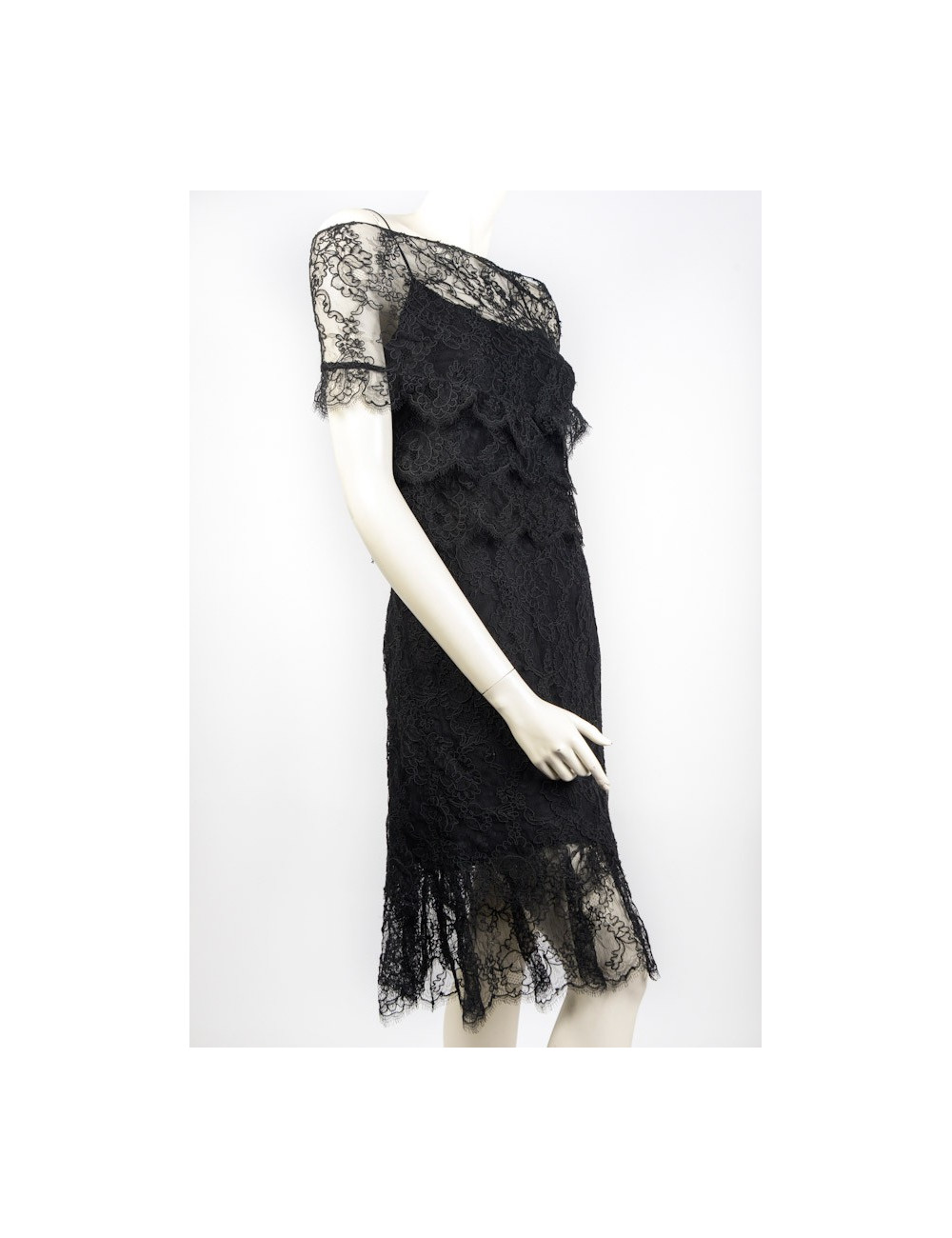 Robe CHANEL  en dentelle noire