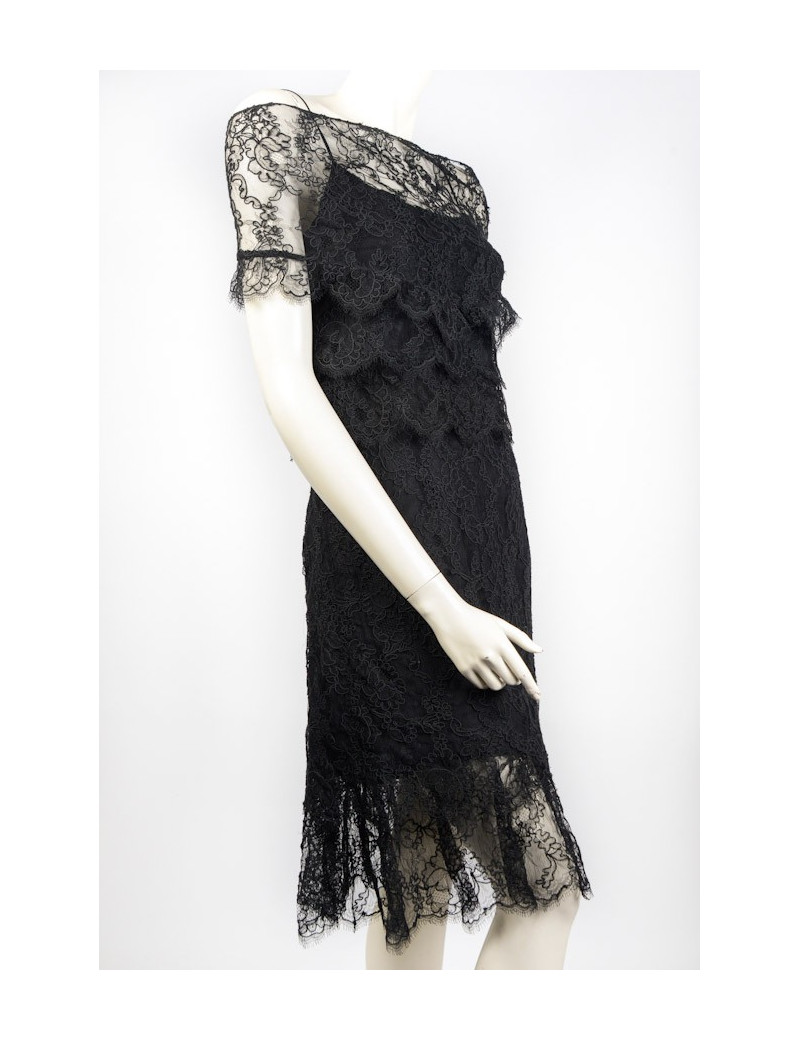 Robe CHANEL  en dentelle noire
