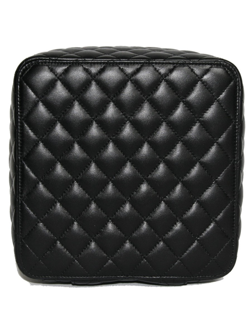 Coffret à bijoux CHANEL en cuir matelassé noir
