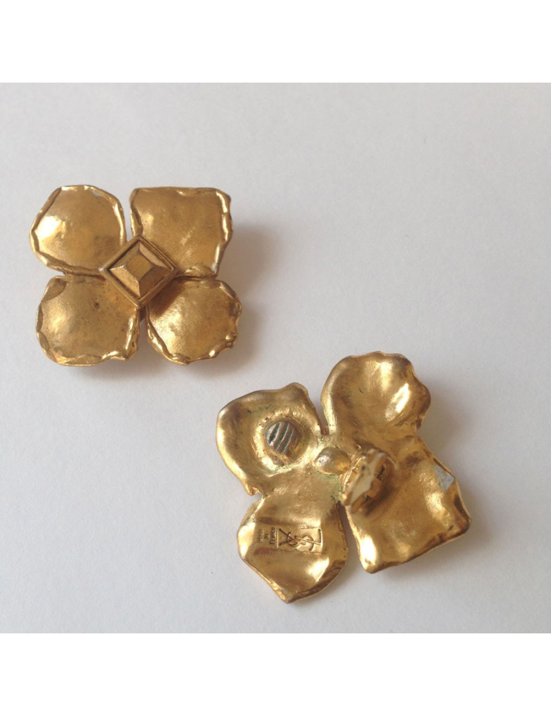 Clips d'oreille YVES SAINT LAURENT trèfle à 4 feuilles dorées 