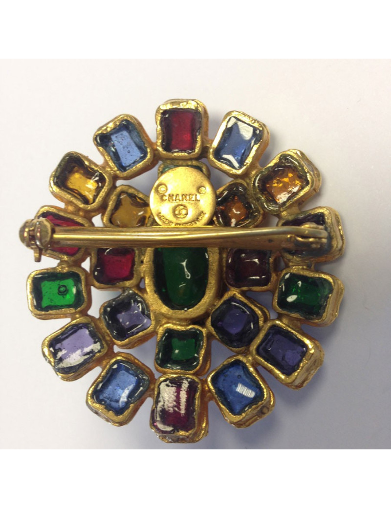 Broche CHANEL byzantine vintage en pâte de verre