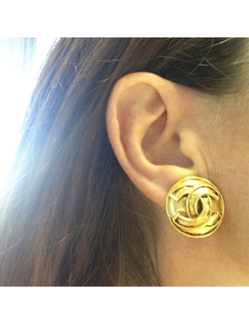 Clips d'oreille CHANEL vintage dorés