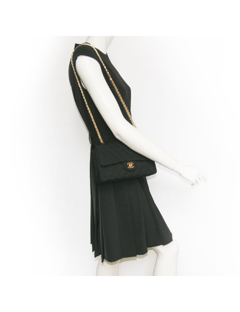 Sac timeless CHANEL  en jersey noir 