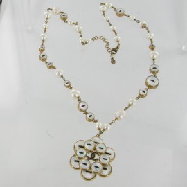 Collier boutons CHANEL