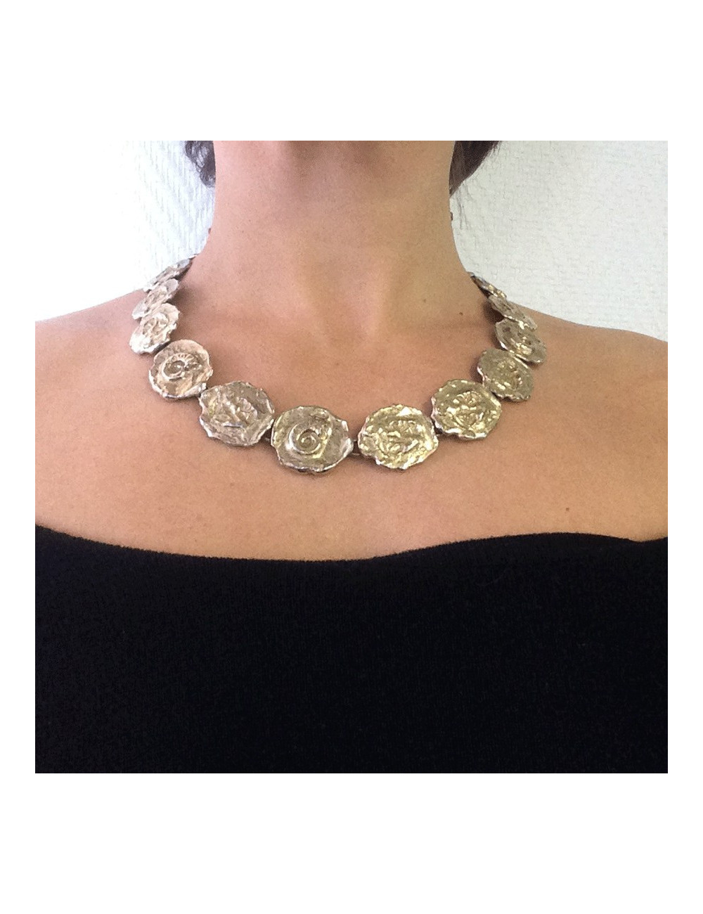 Collier "signes du zodiaque" YVES SAINT LAURENT doré