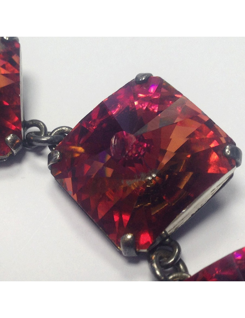 Collier croix anonyme en brillants multicolores