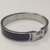 Bracelet "H" HERMES métal argenté