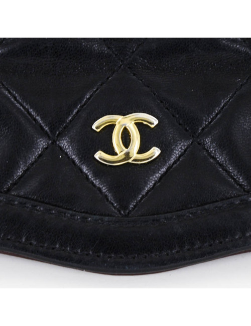 Pochette CHANEL à pression CC