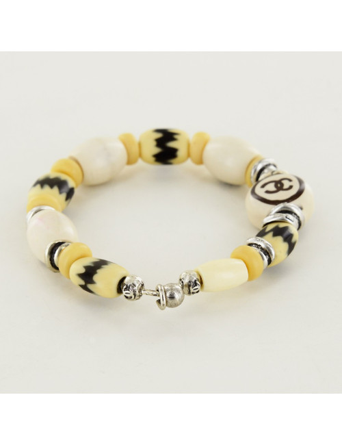 Bracelet CHANEL en bois