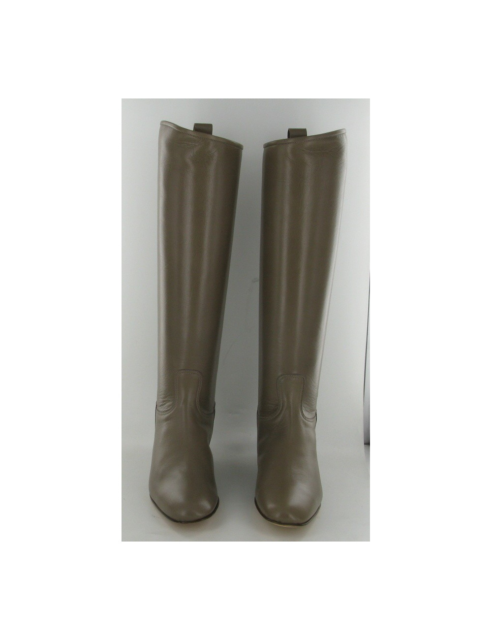 Boots Story entry T38 HERMES