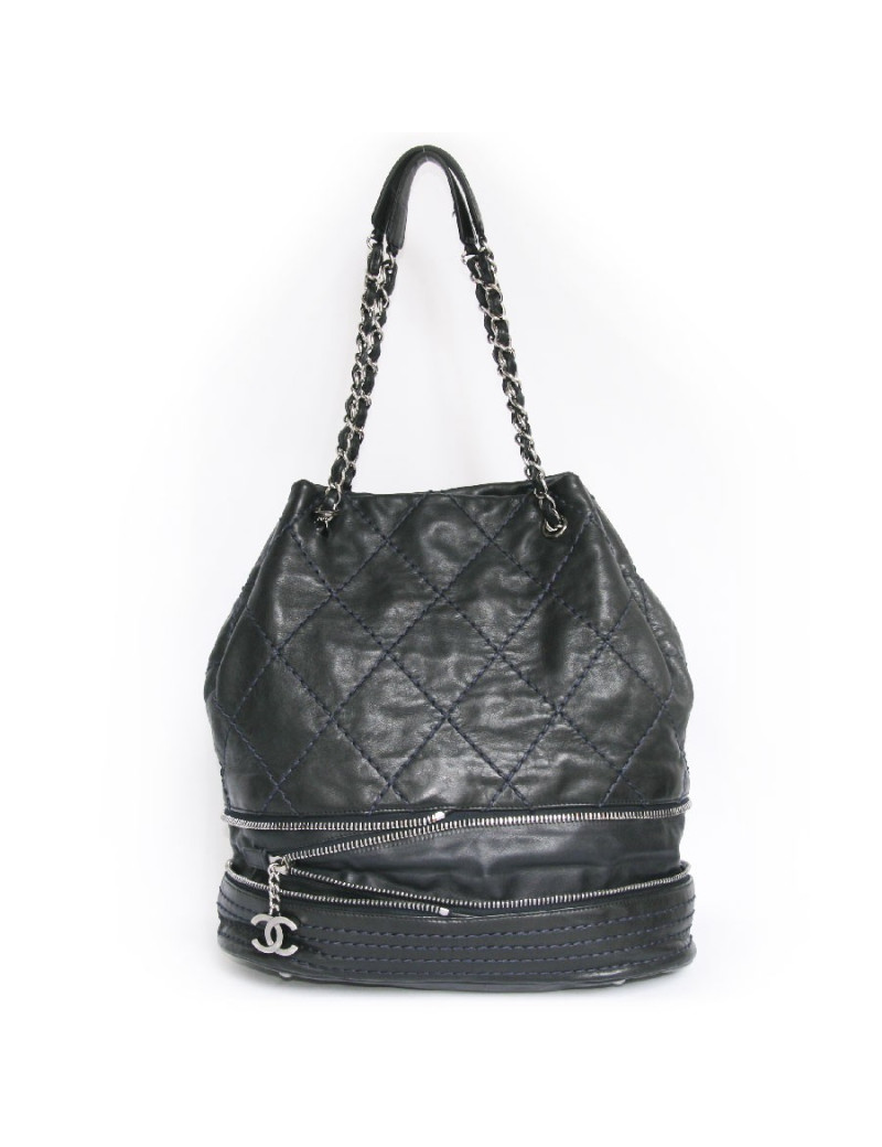 Sac besace CHANEL bleu marine