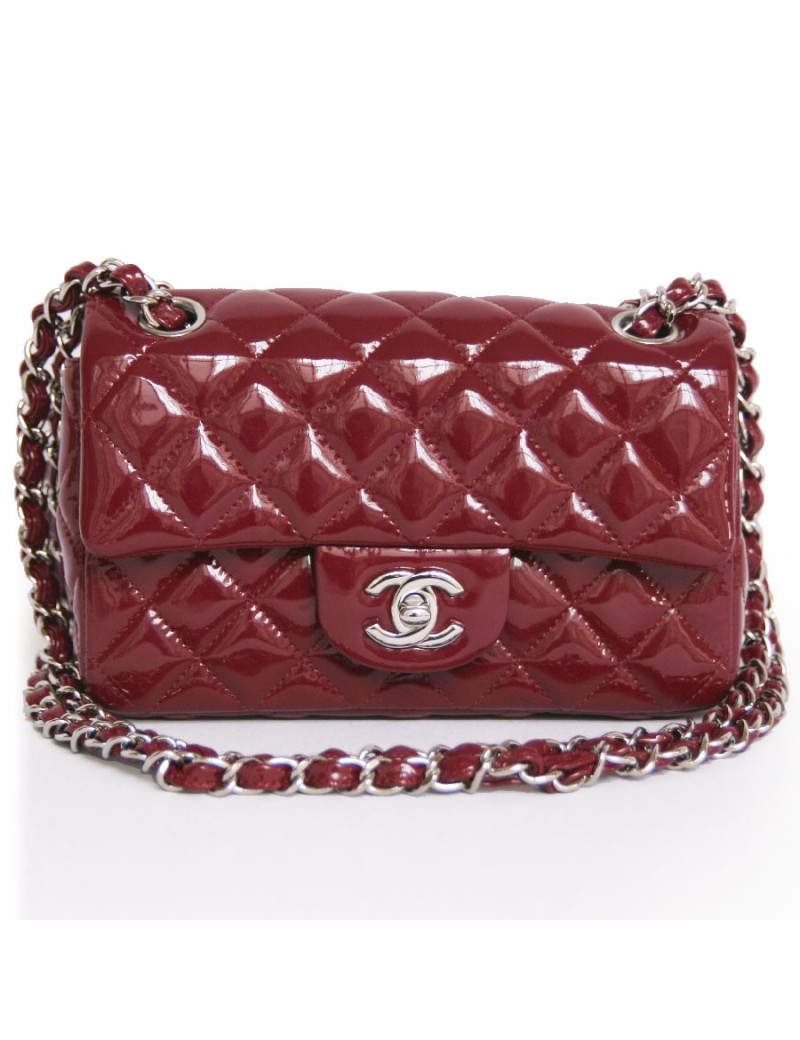 Sac timeless CHANEL verni framboise
