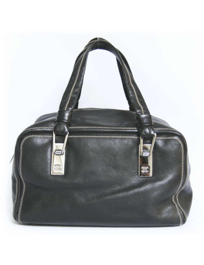Sac bowling CHANEL en cuir d'agneau noir 