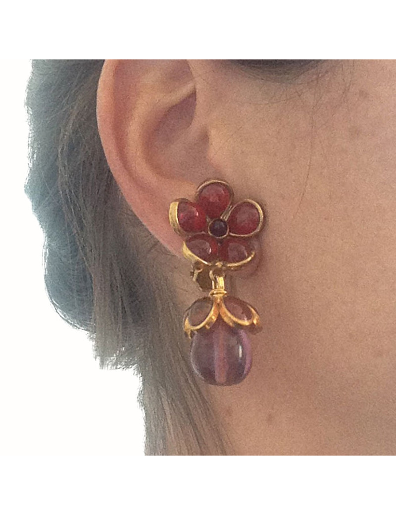 Clips MARGUERITE DE VALOIS pâte de verre violet et rouge orange