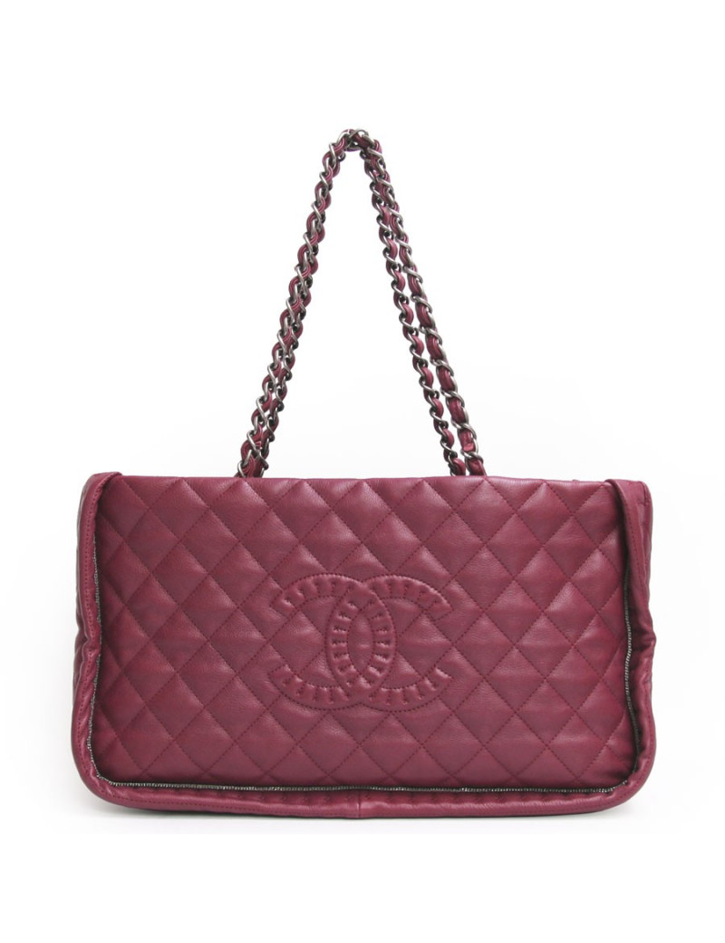 Sac CHANEL cuir d'agneau matelassé prune