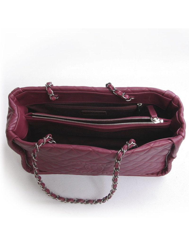 Sac CHANEL cuir d'agneau matelassé prune