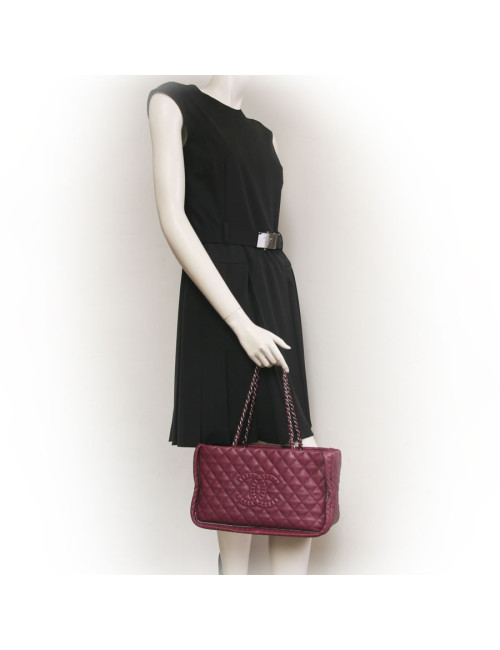 Sac CHANEL cuir d'agneau matelassé prune