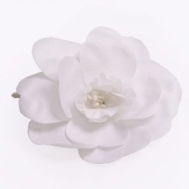 CHANEL Camellia brooch in white fabric