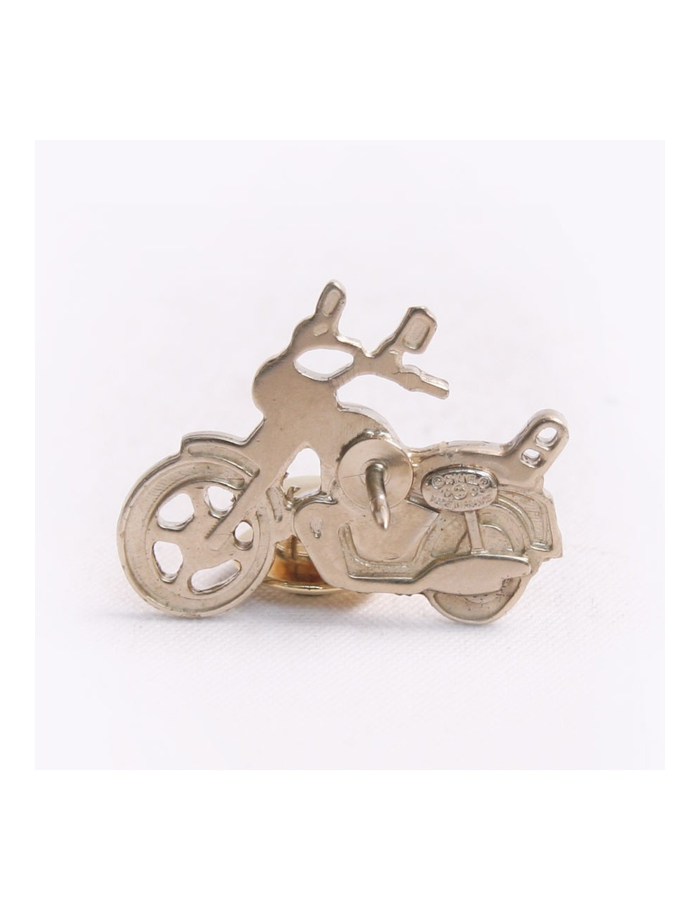 Pin' s CHANEL moto or pâle