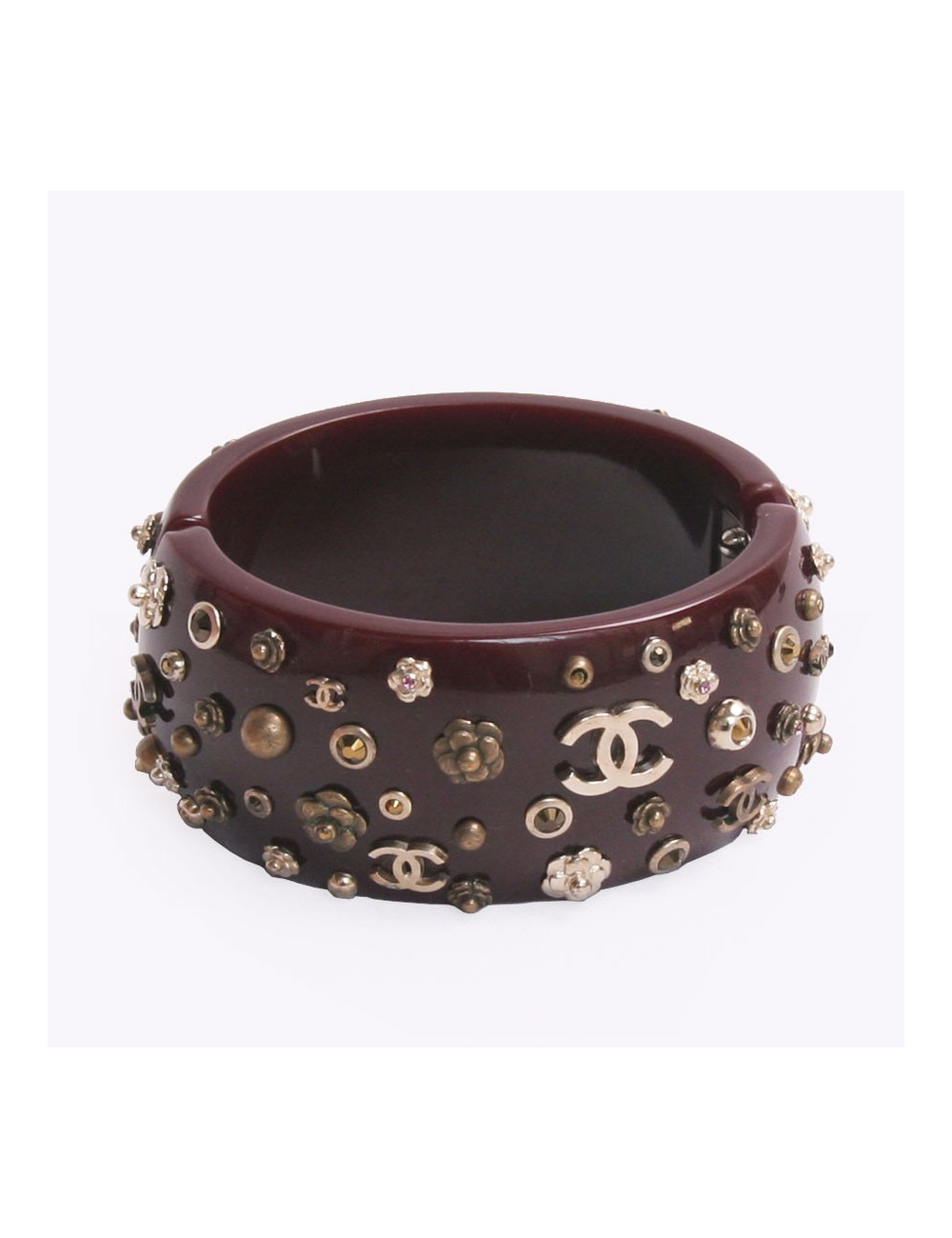 Manchette CHANEL bordeaux incrustée de camélias dorés