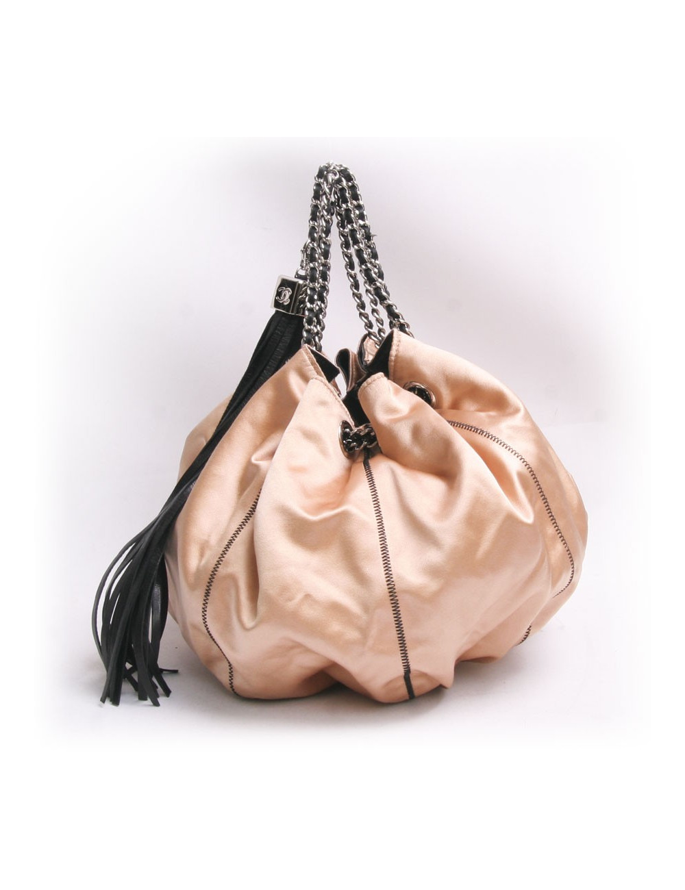 Sac besace CHANEL cuir d'agneau noir et réversible