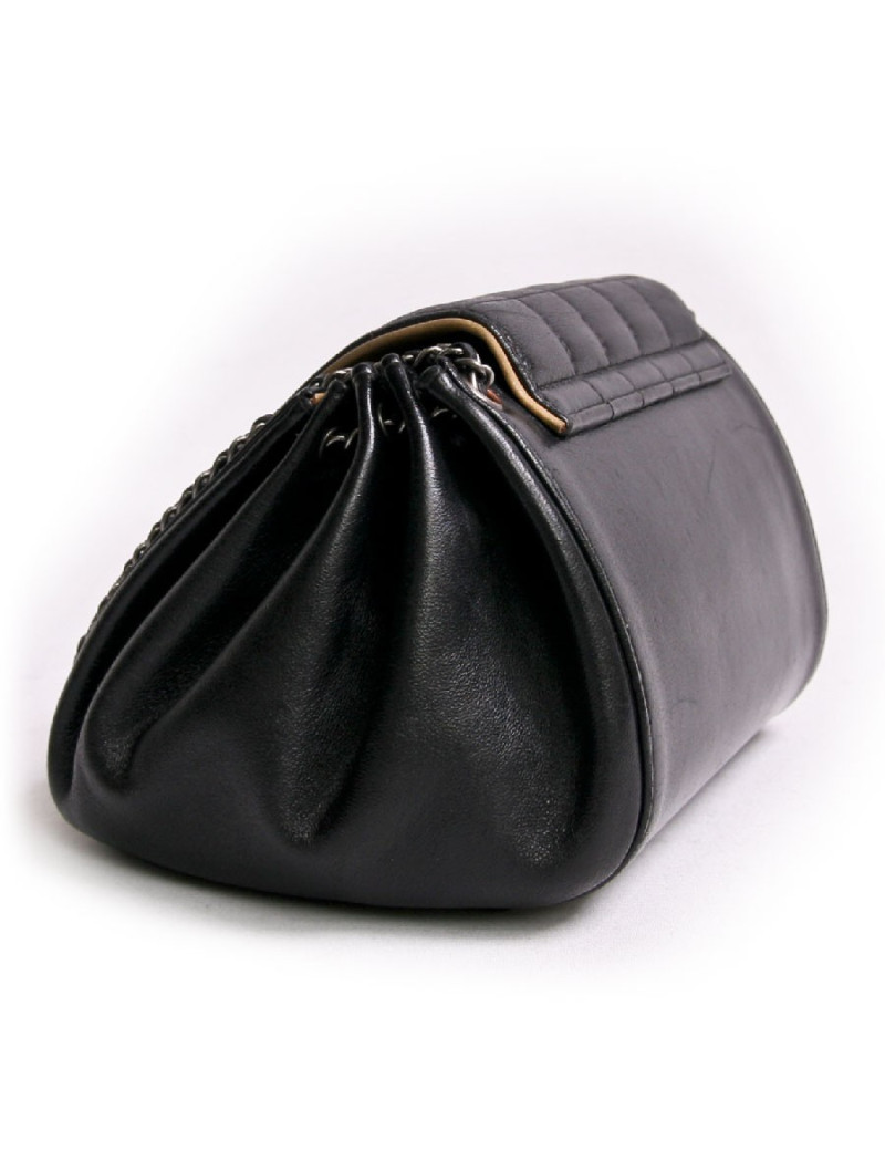 Mini sac "acordéon" CHANEL cuir matelassé noir