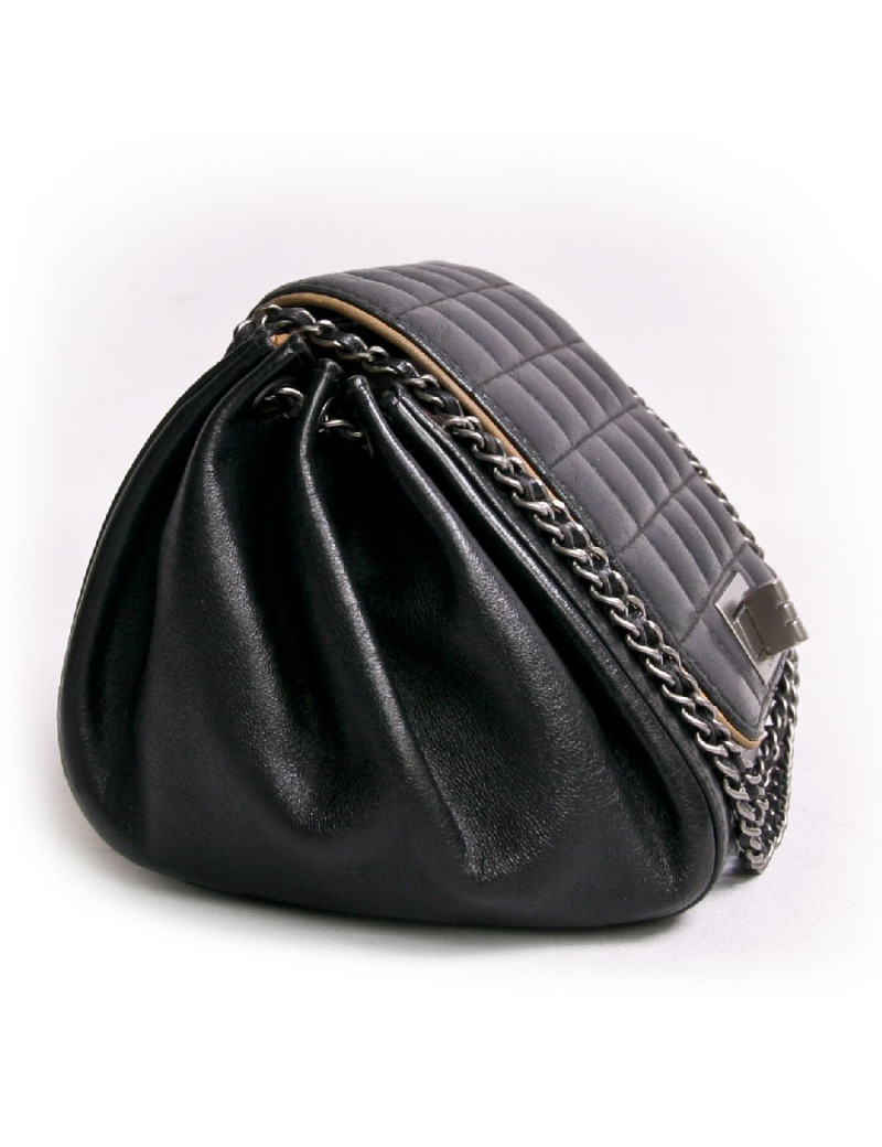 Mini sac "acordéon" CHANEL cuir matelassé noir